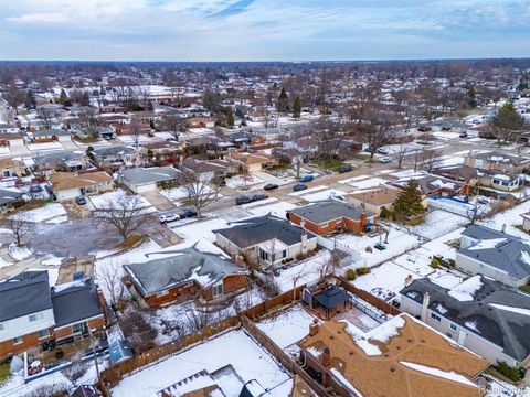 Tiny photo for 33367 Elgin Court, Sterling Heights City, MI 48310 (MLS # 20251060958)