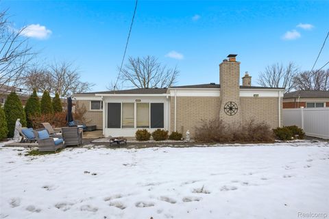 Tiny photo for 33367 Elgin Court, Sterling Heights City, MI 48310 (MLS # 20251060958)
