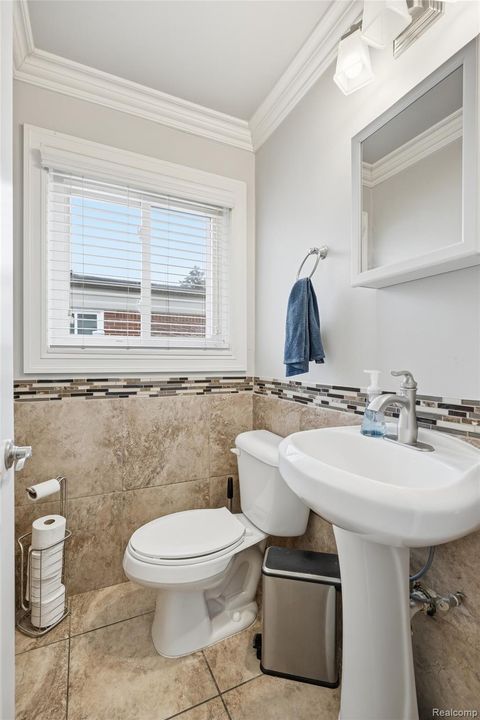 Tiny photo for 33367 Elgin Court, Sterling Heights City, MI 48310 (MLS # 20251060958)