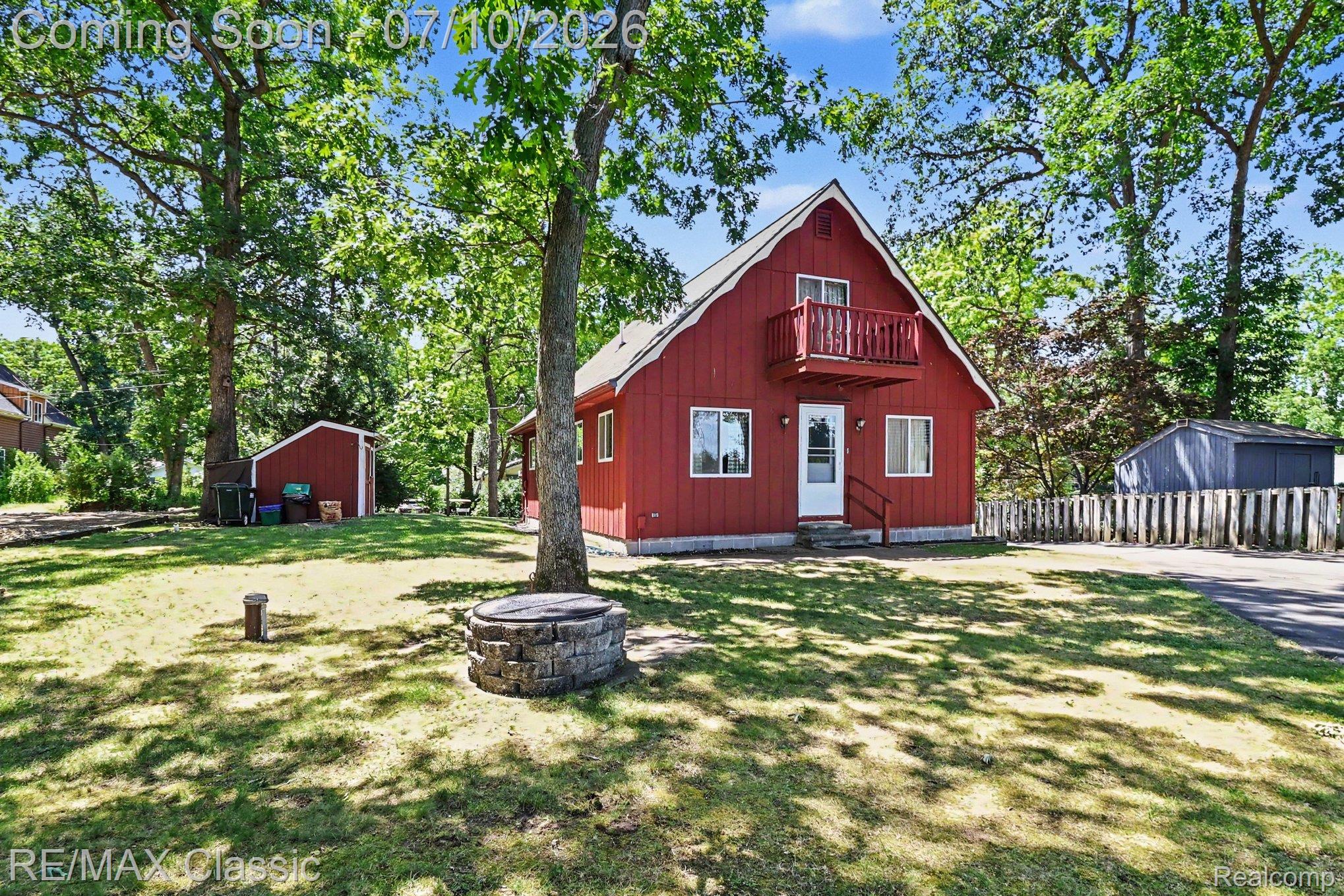 250 E Canyon Drive
