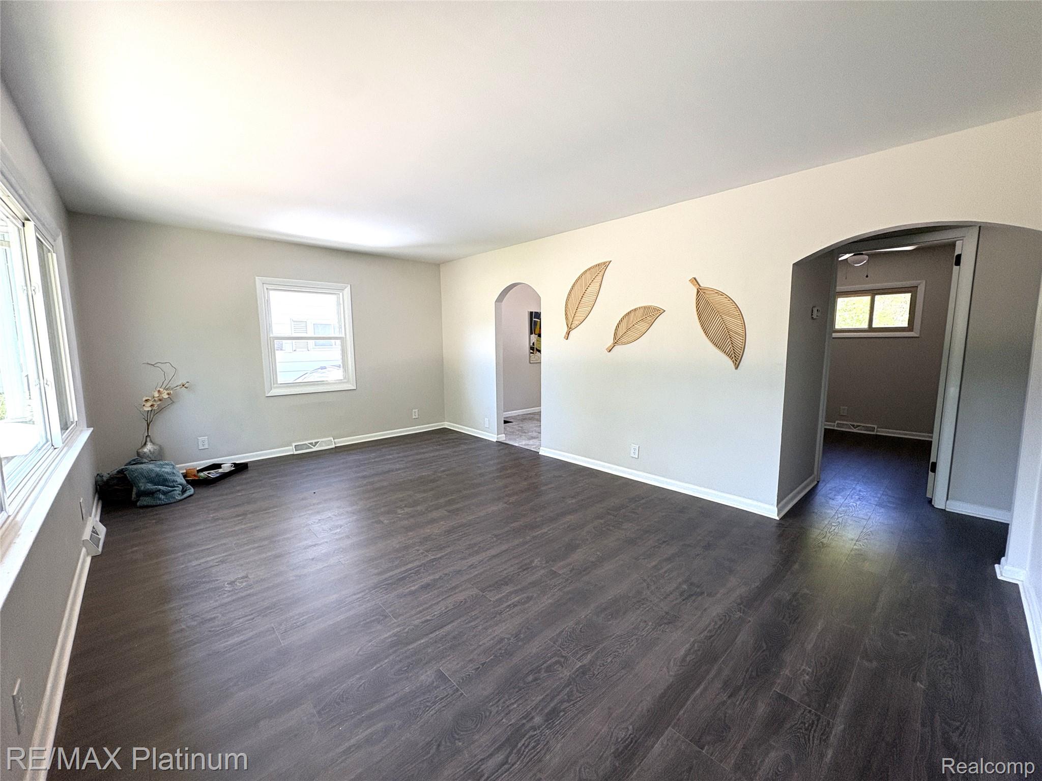 208 Devonshire St