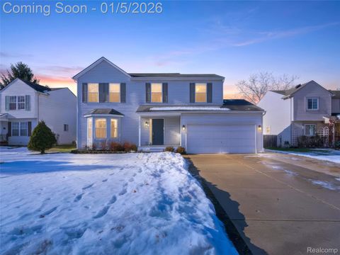 Photo of 2746 Riverside Drive, Waterford Charter Township, MI 48329 (MLS # 20261000360)