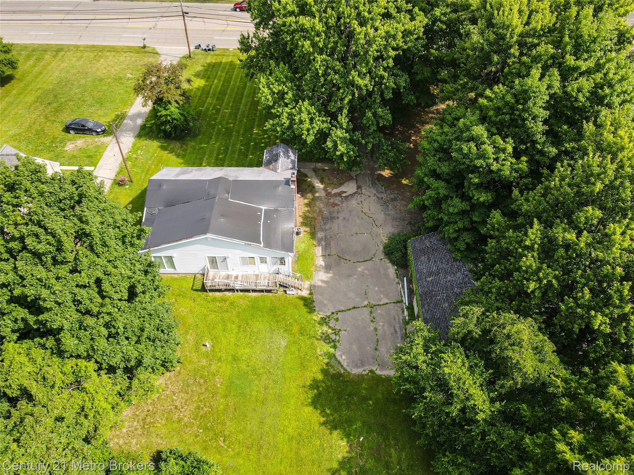 8294 Davison Road