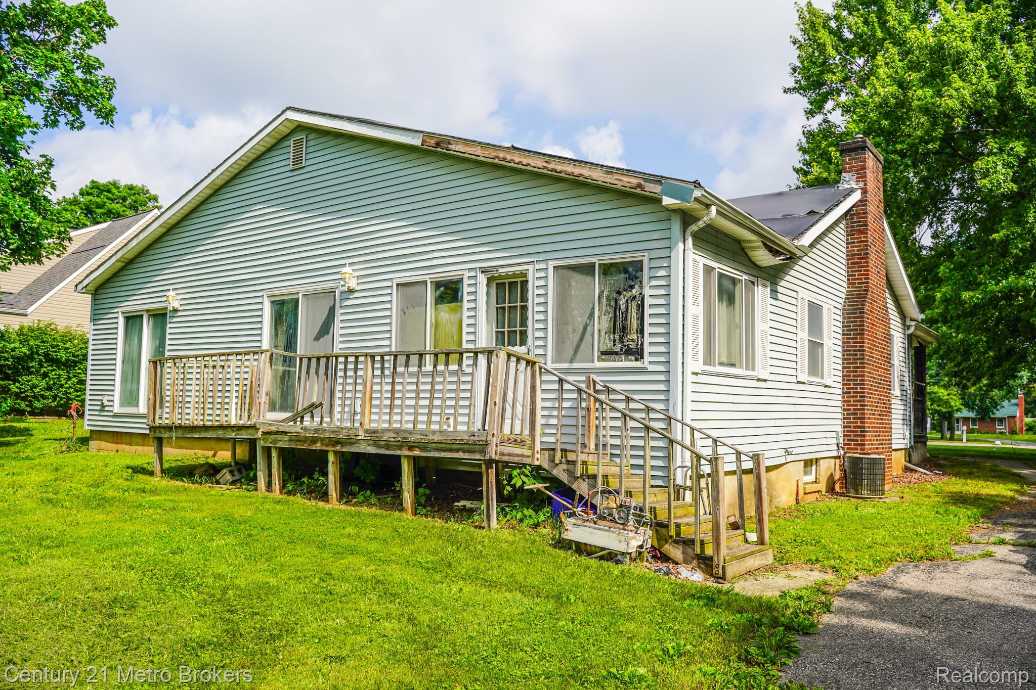 8294 Davison Road