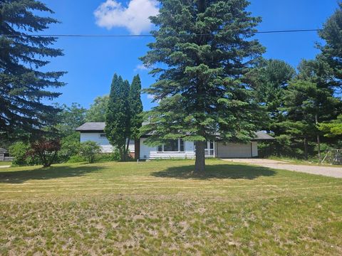 5640 W Houghton Lake Road Forest Township MI 49651
