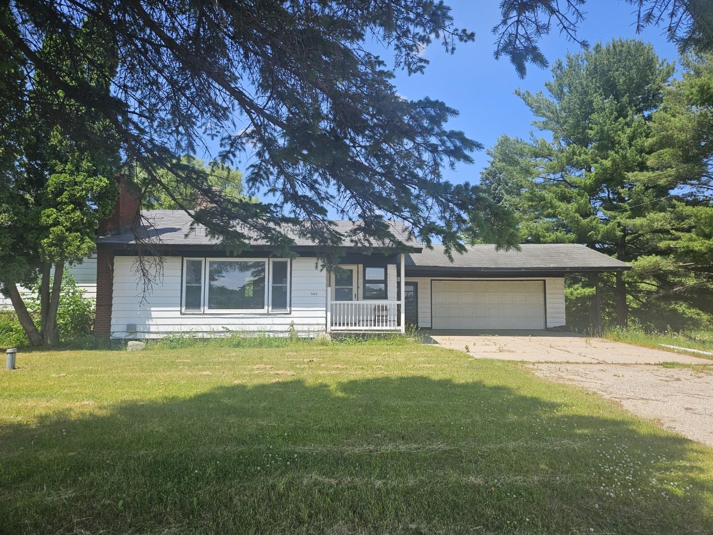 5640 W Houghton Lake Road