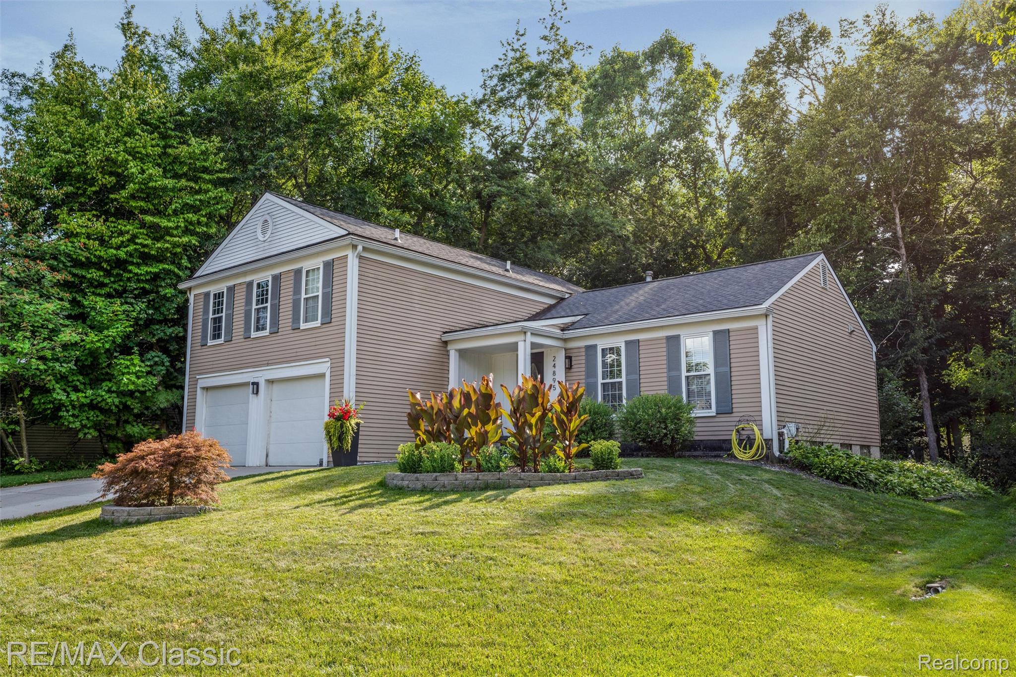 24895 Christina Lane