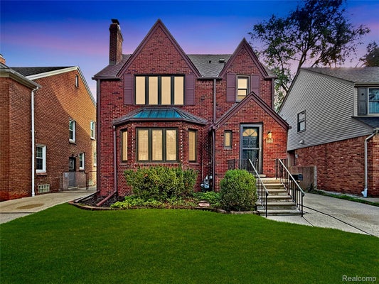 312 MCKINLEY AVE, GROSSE POINTE FARMS, MI 48236 - Image b62fc2578f516d34bddbce35b2df96ac/3360559999