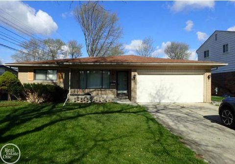 Photo of 21901 Bradfords Court, St Clair Shores City, MI 48080 (MLS # 58050208359)