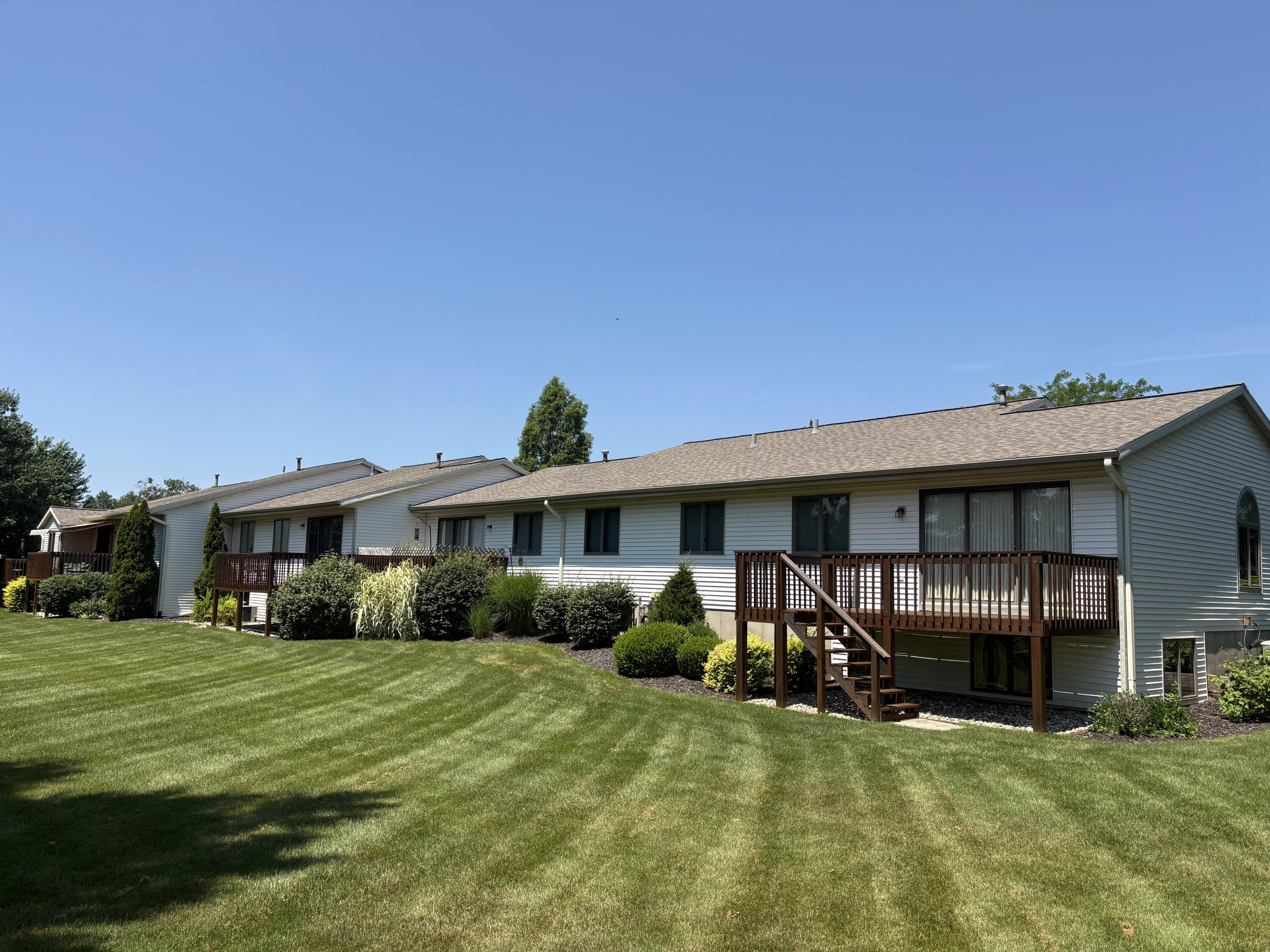 926 Village Court