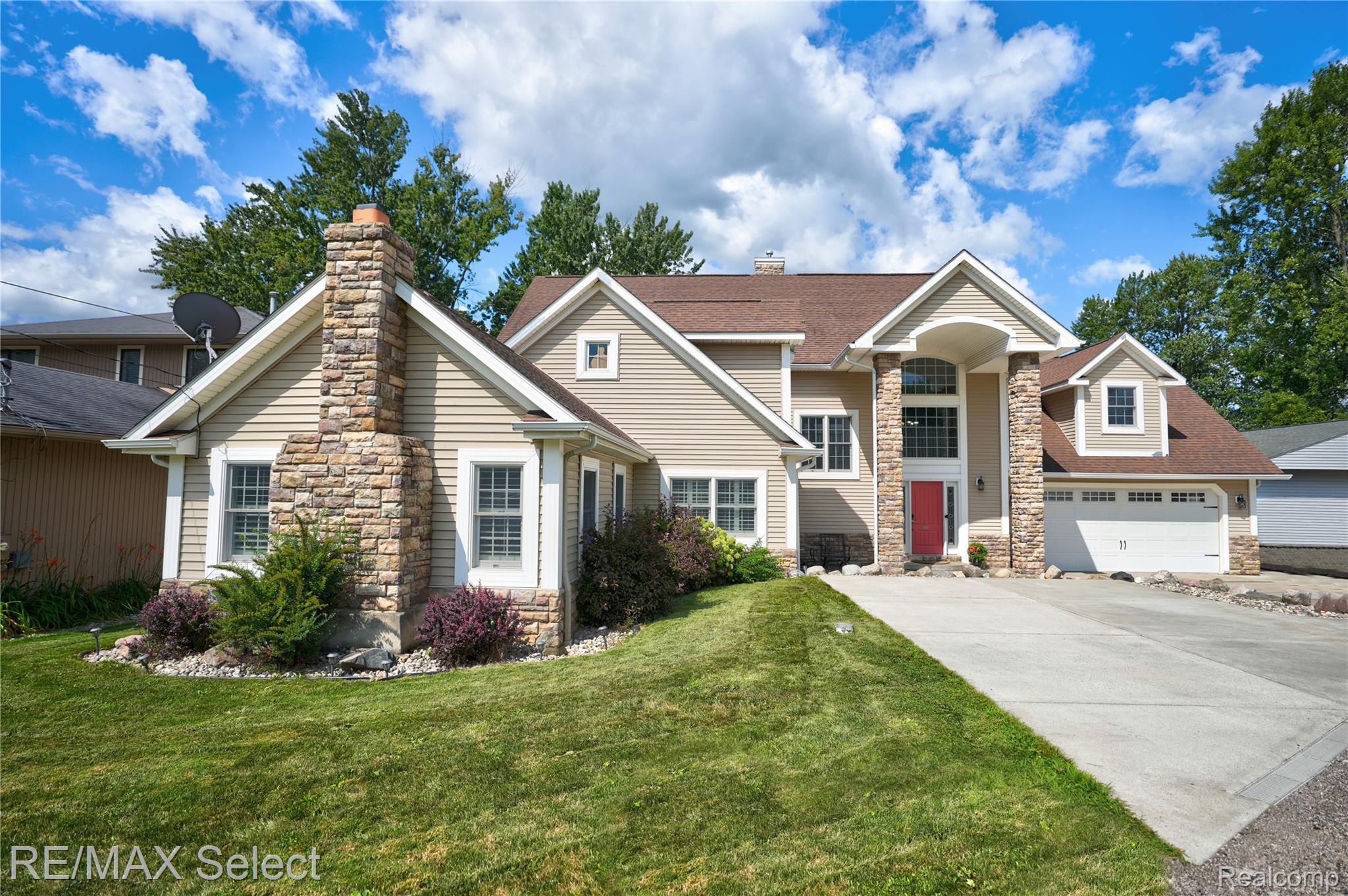 11472 Moffett Court