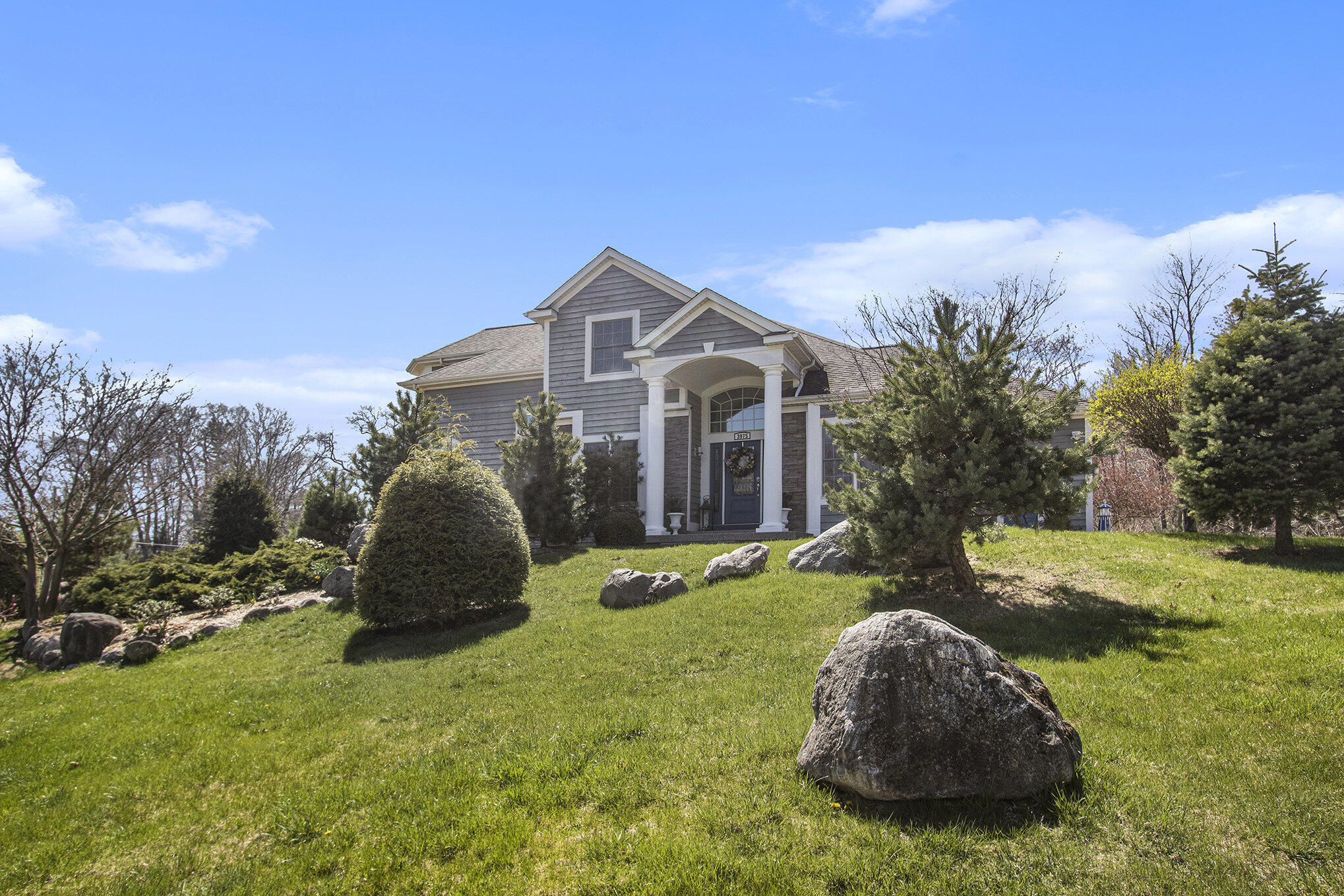 3975 Harbor Breeze Drive