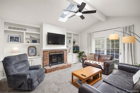 244 Kerby Road Grosse Pointe Farms City MI 48236