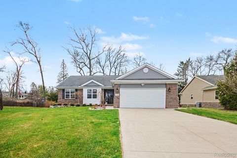 3816 Lyndon Lane Waterford Charter Township MI 48329