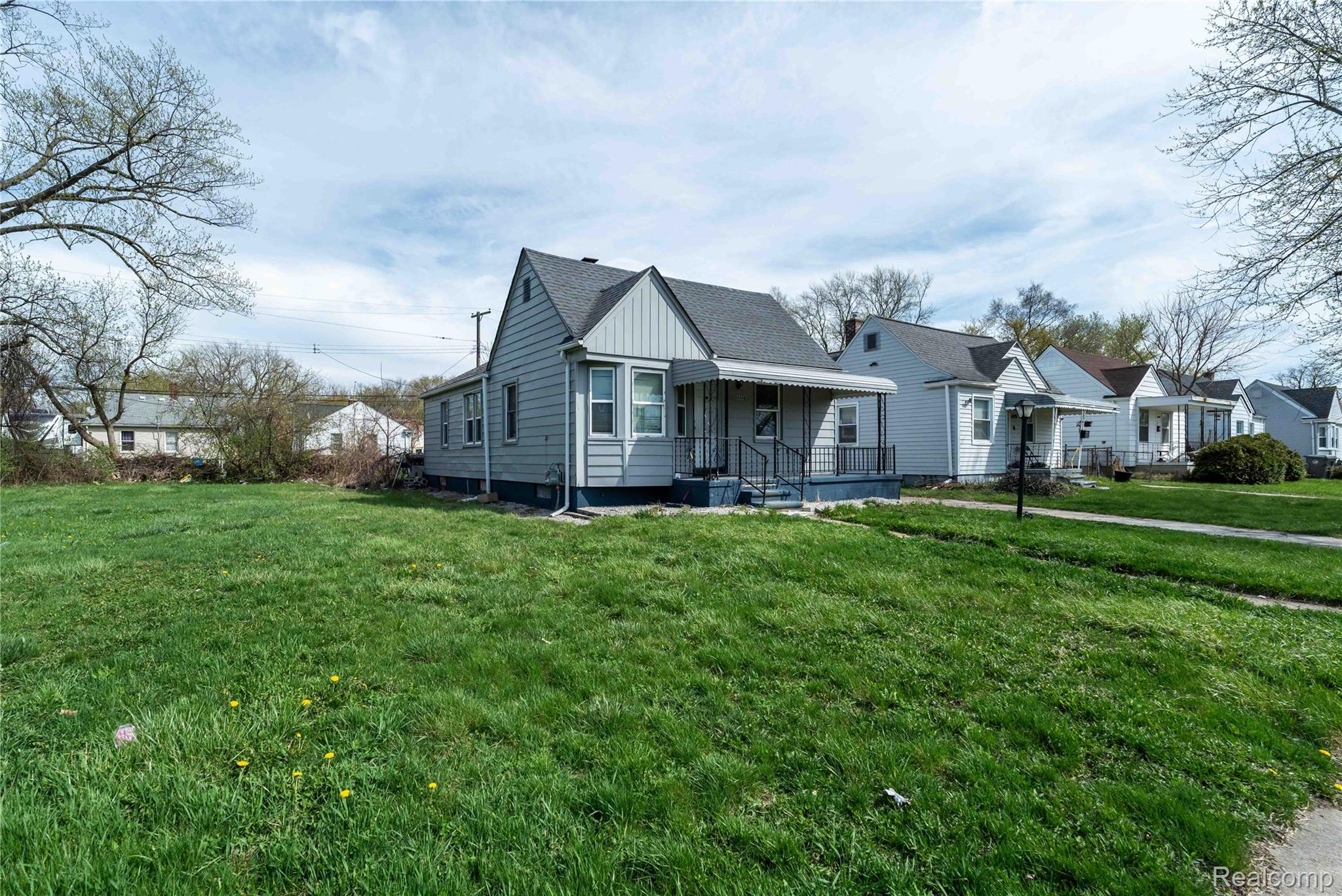 4049 Williams Street