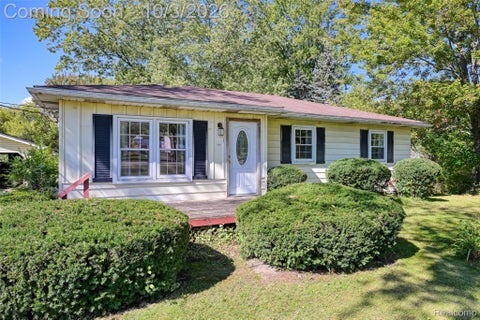 Photo for 207 East Road