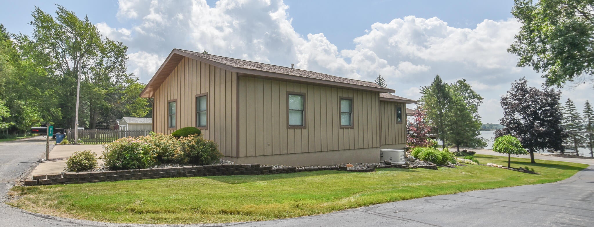 214 Narrows Road