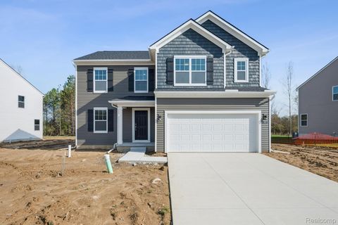 4221 Cedar Lane Grand Blanc Charter Township MI 48439