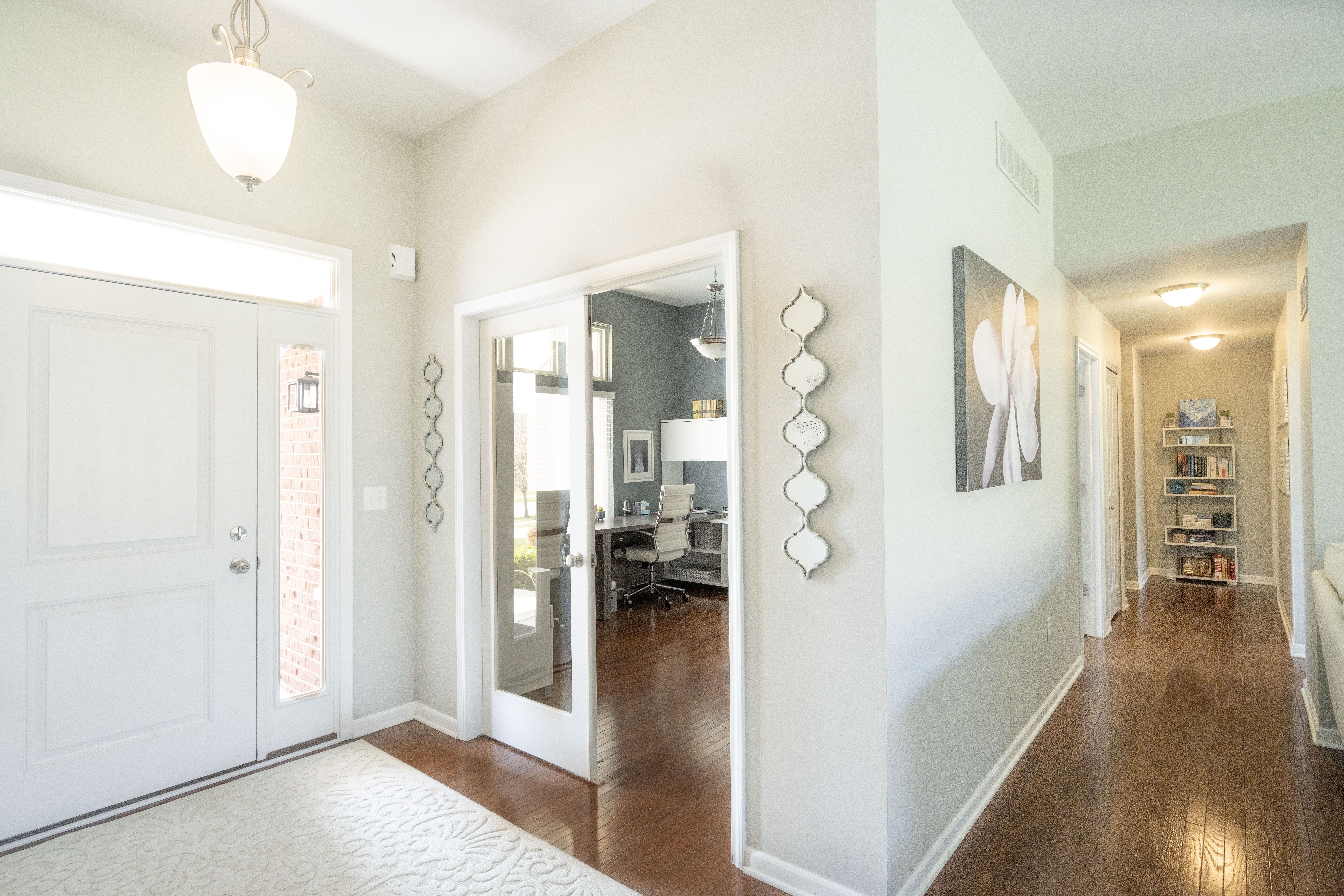 1399 GLASS LAKE Circle