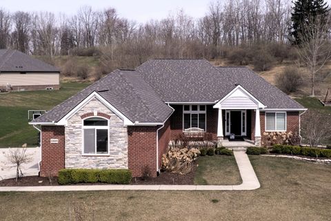 1399 GLASS LAKE Circle Oxford Charter Township Oakland MI 48371
