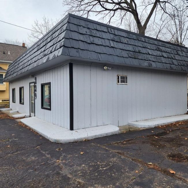 229 W Cesar E. Chavez Avenue