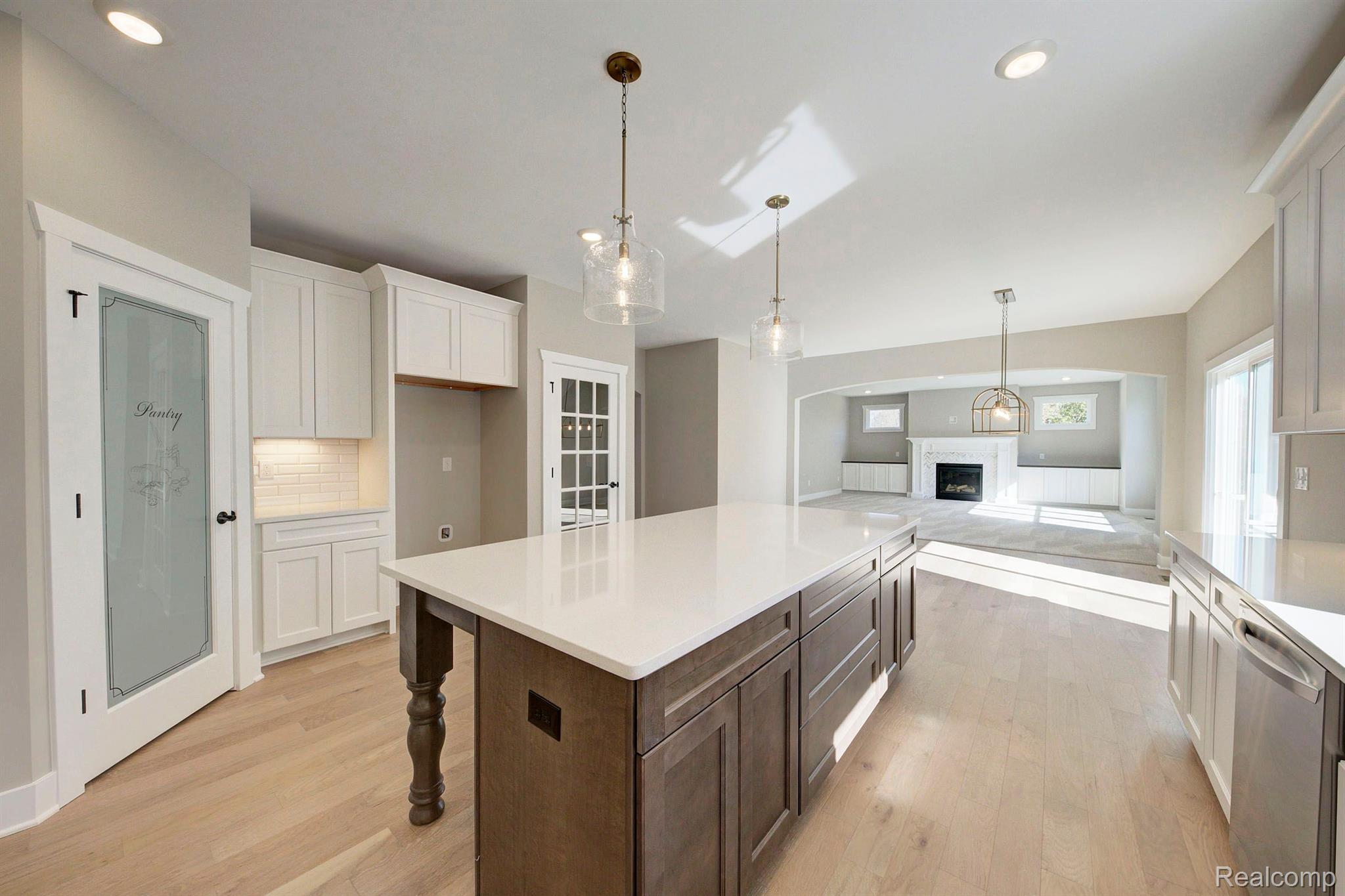 614 ROUND ROCK Drive