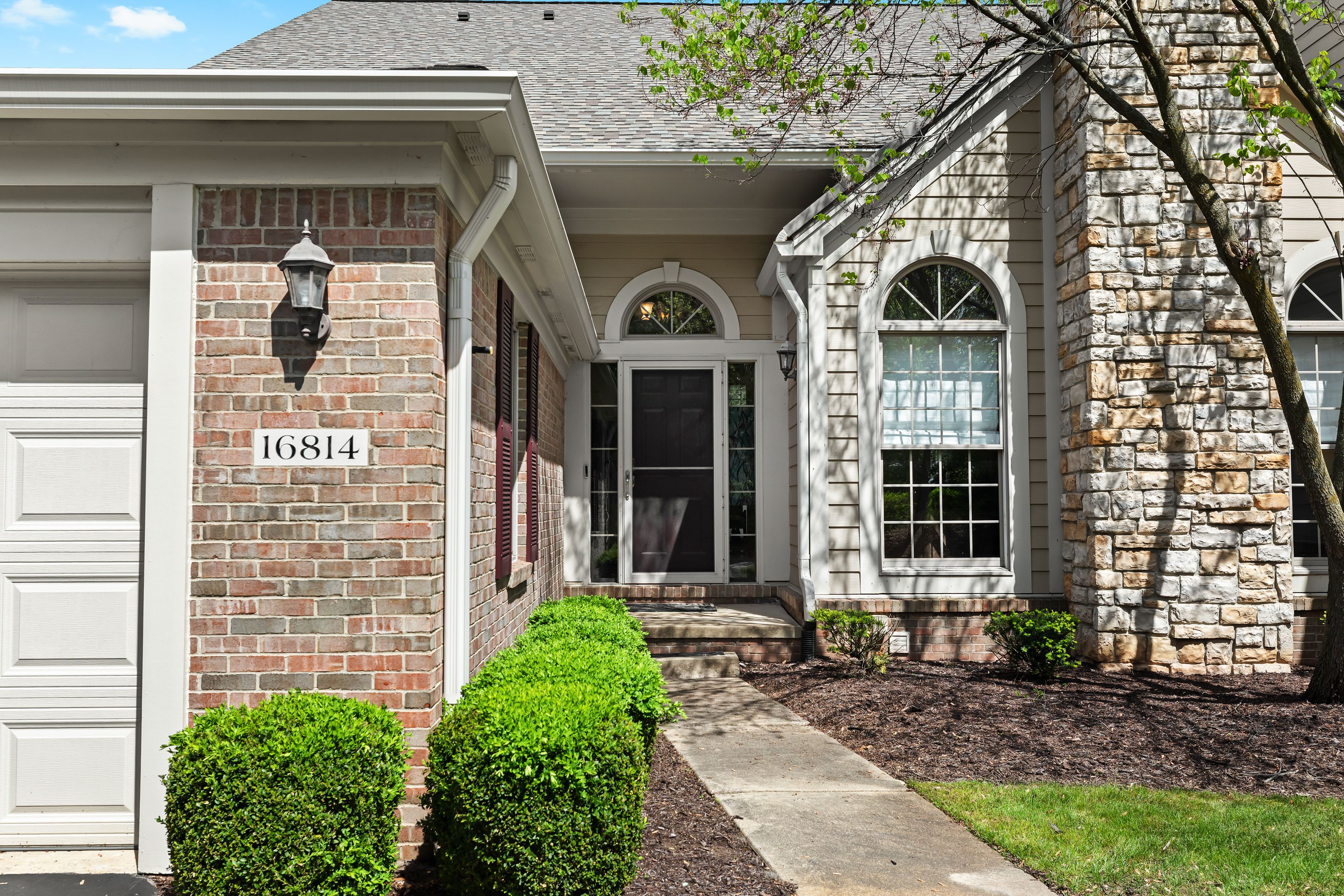 16814 LOCHMOOR Circle W