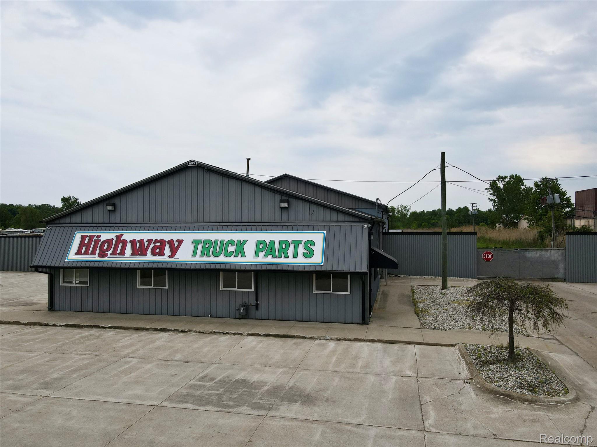 9375 Marine City Highway