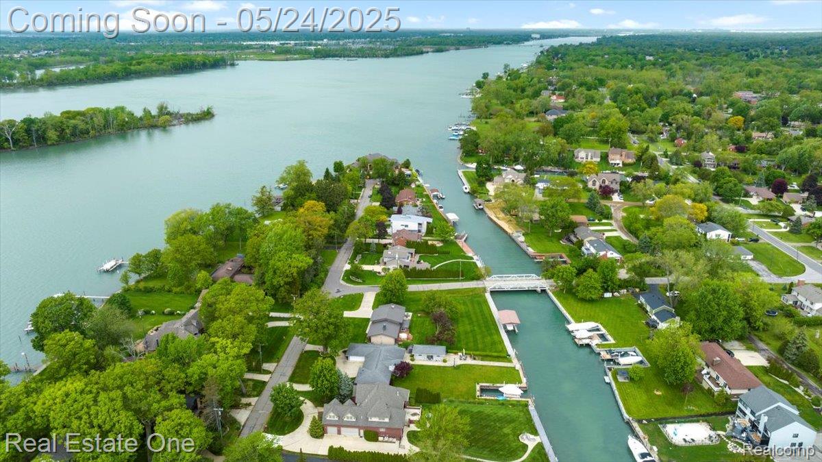 28395 Swan Island Drive