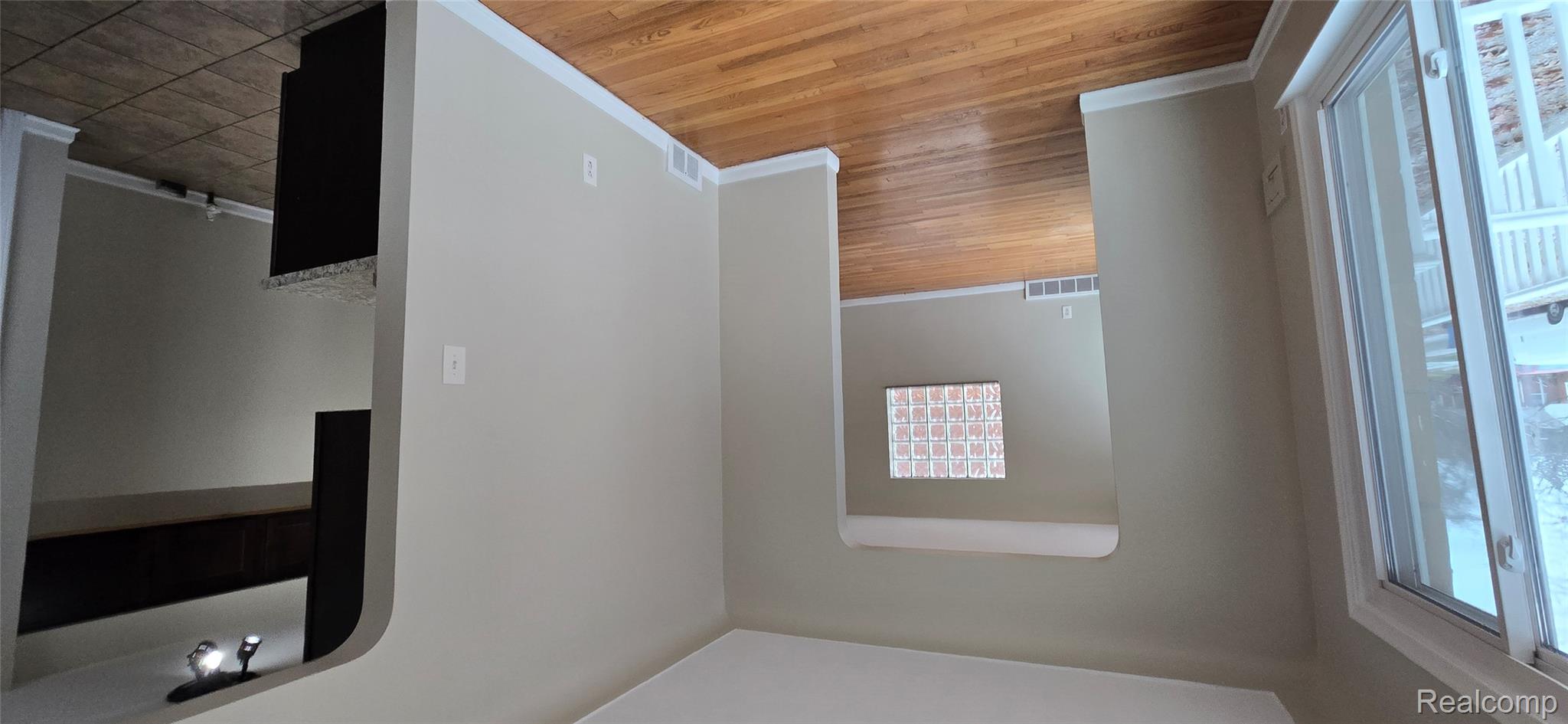 8669 Grayfield Street