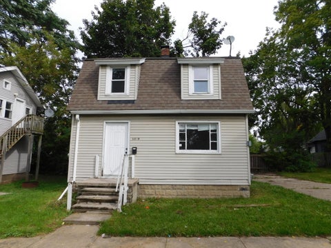 Photo of 1009 Euclid Place, Lansing City, MI 48912 (MLS # 64026051353)
