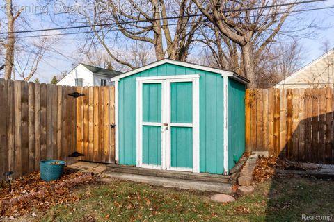 Tiny photo for 20927 Hawthorne Street, Harper Woods City, MI 48225 (MLS # 20261002307)