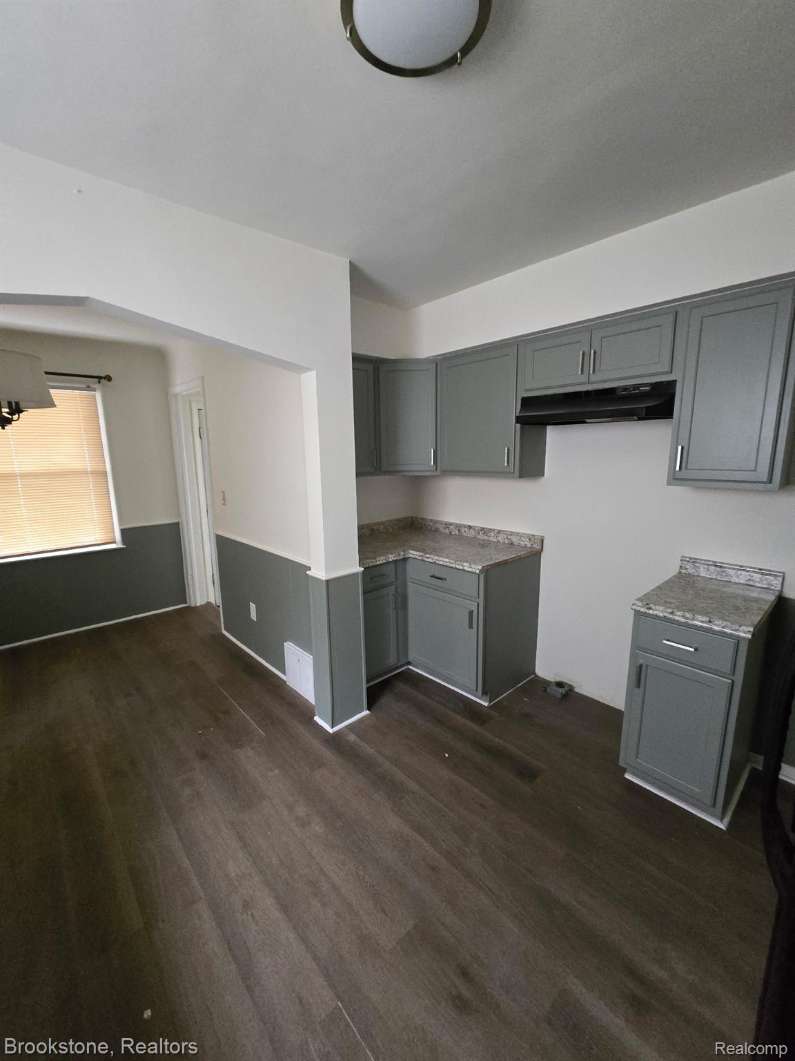 20510 Gilchrist Street