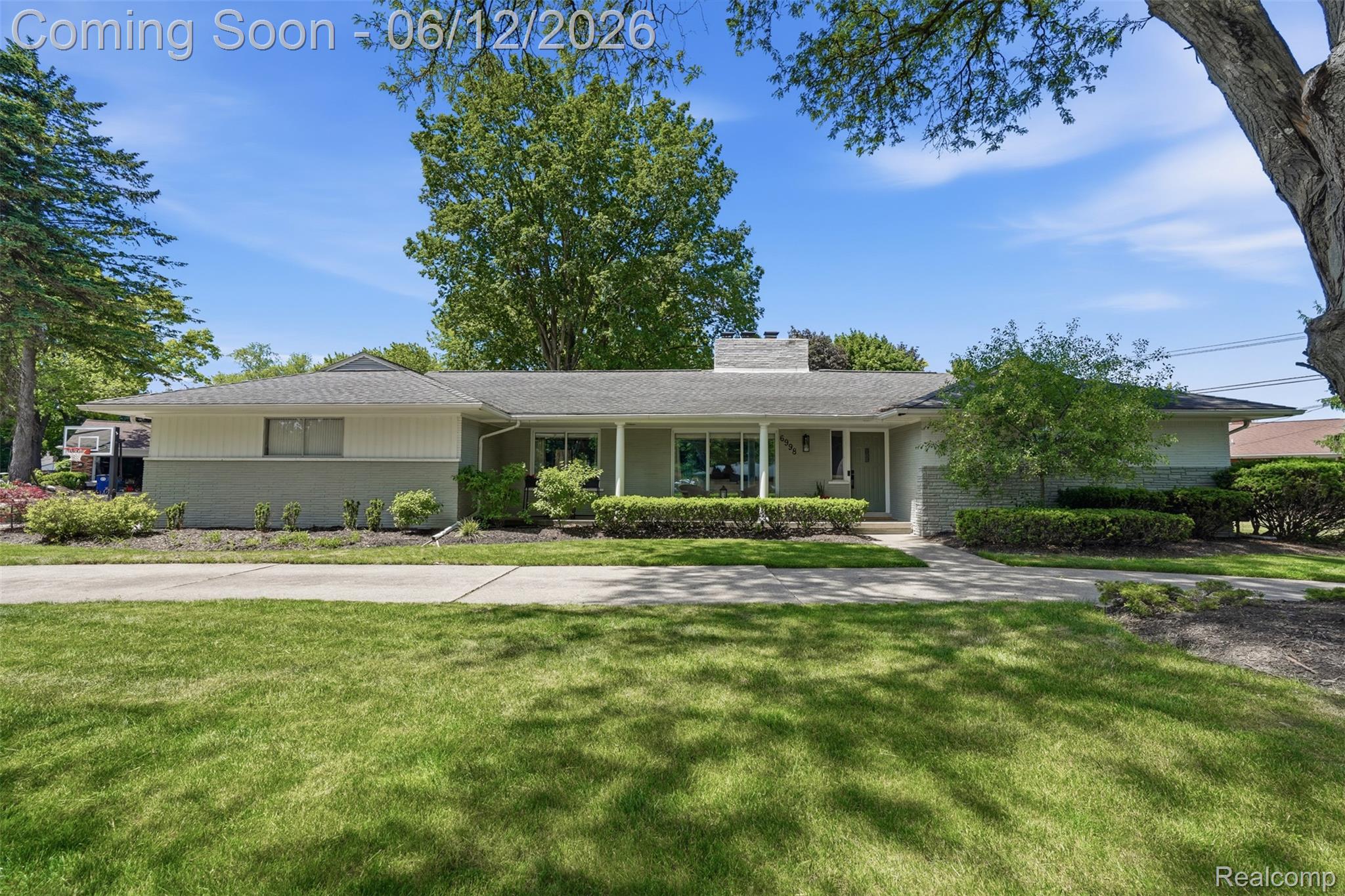 6998 Meadowlake Road