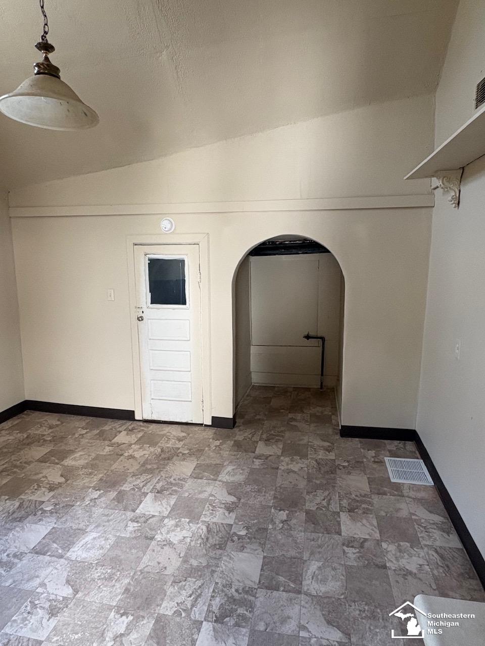 1017 humphrey Street