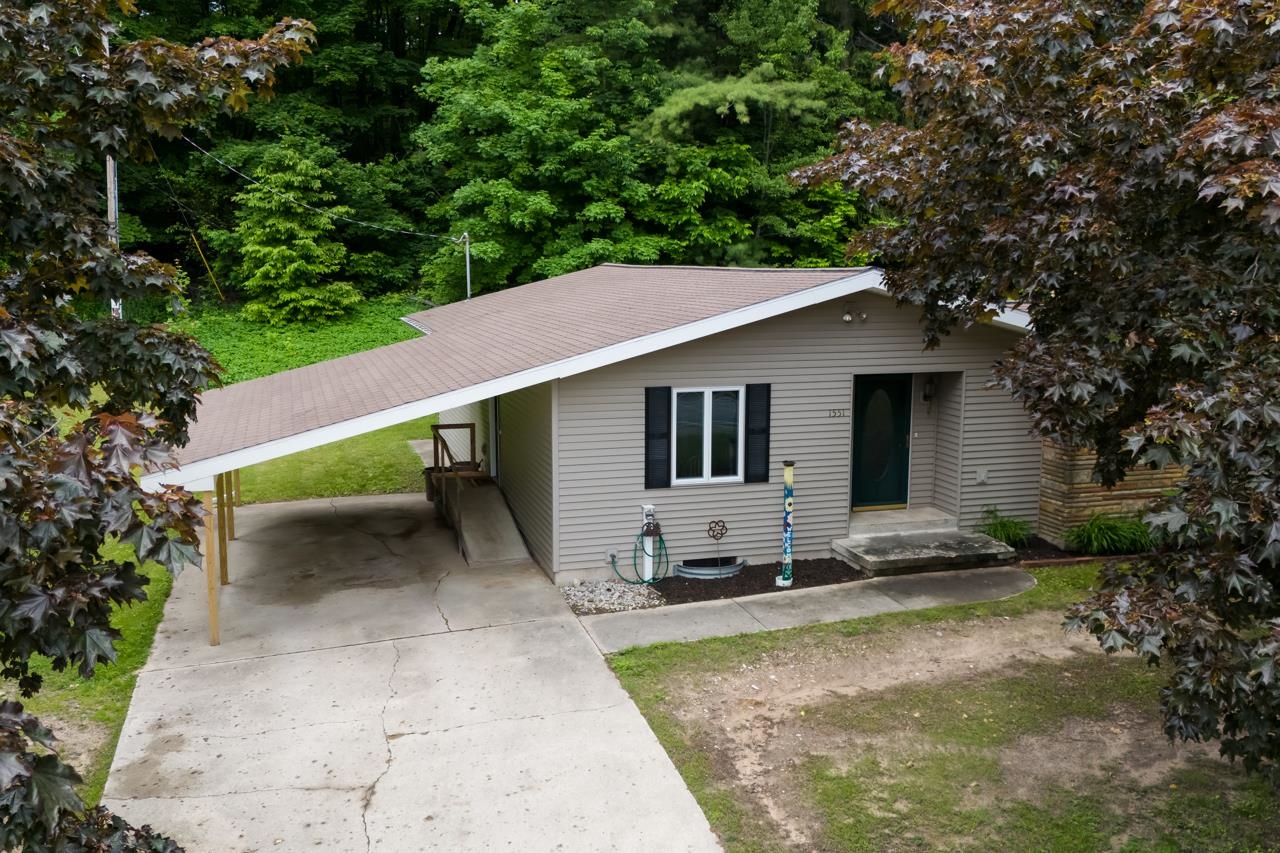 1551 N Macksey Road