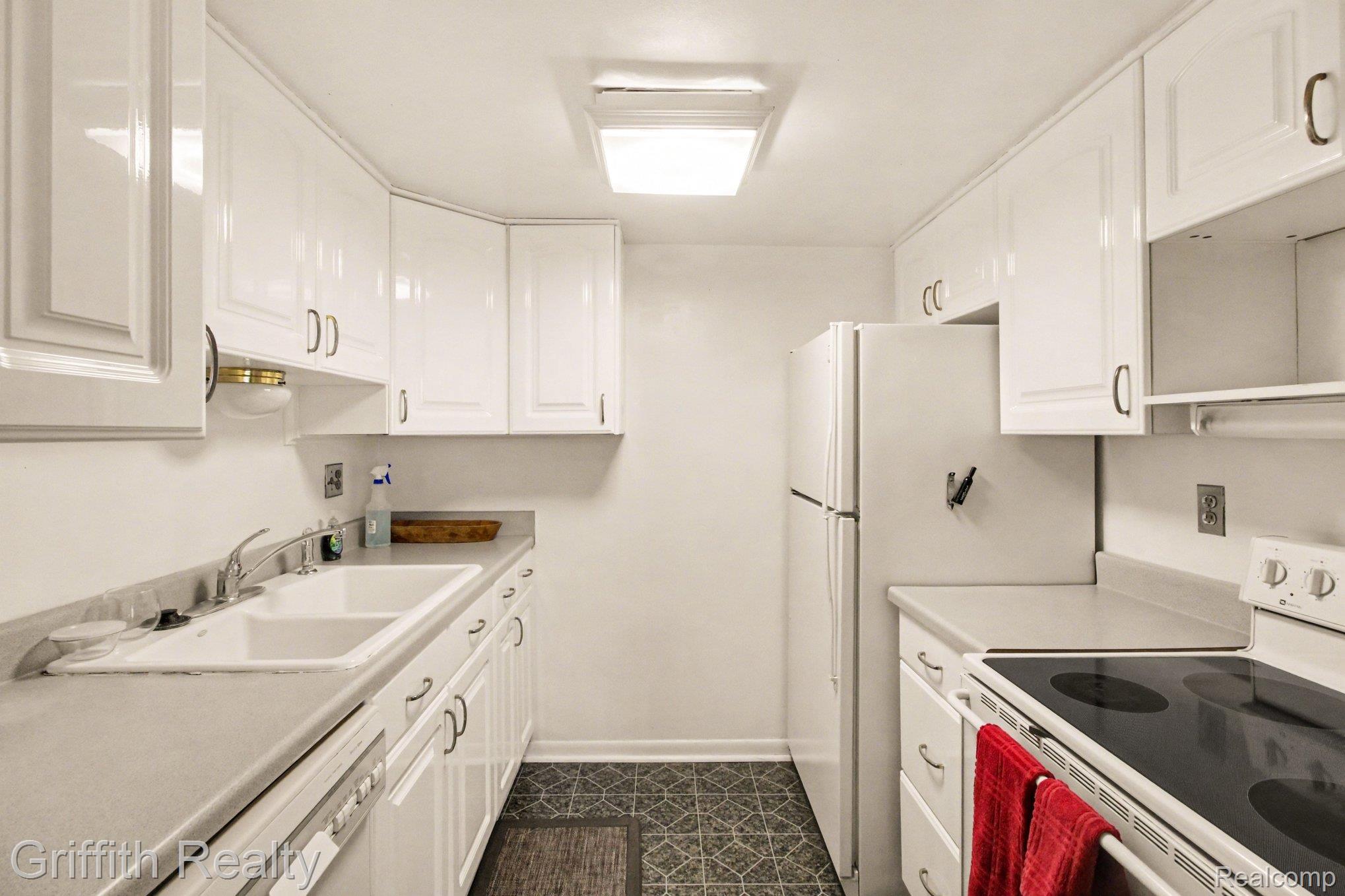 25231 Potomac Drive 2