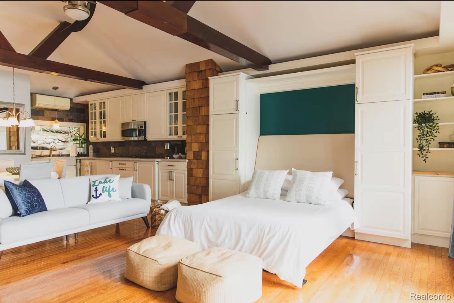 6048 Briggs Lake Drive