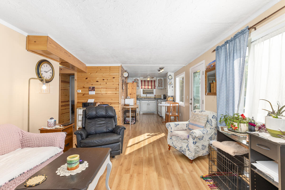 17270 Apache Trail