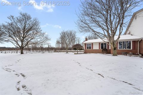 Tiny photo for 30352 Windsor #21, Gibraltar City, MI 48173 (MLS # 20261003011)