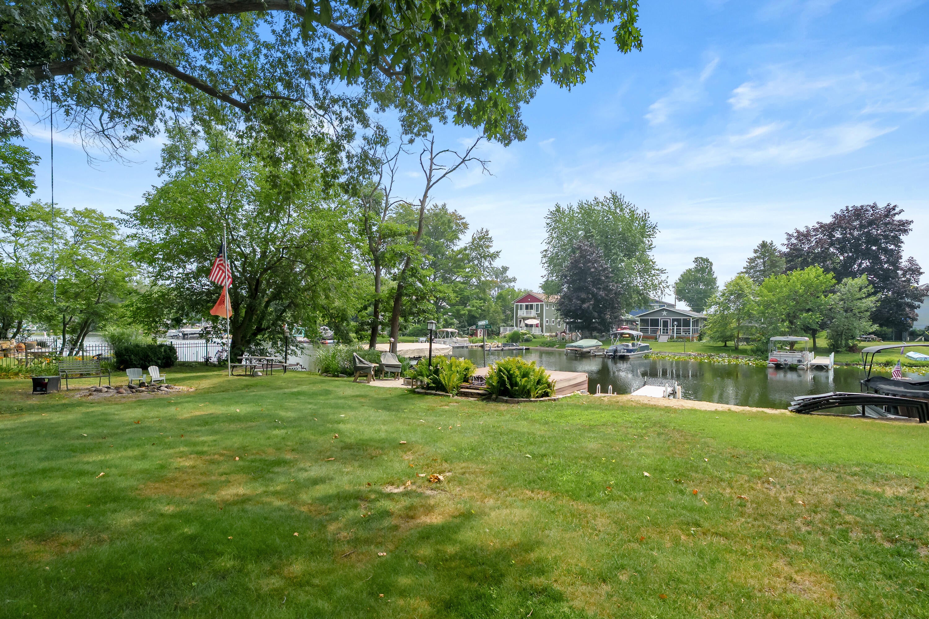 92709 Gravel Lake Drive