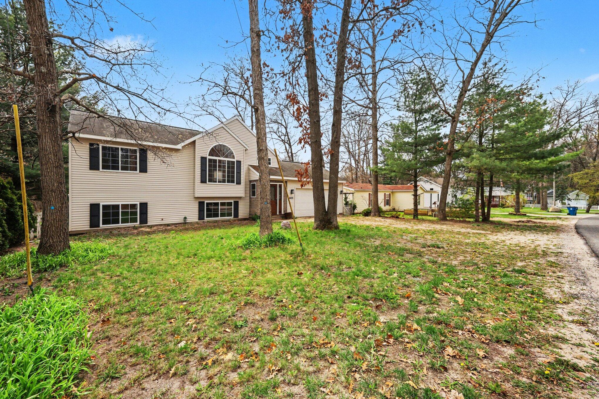 8433 Cochise Drive