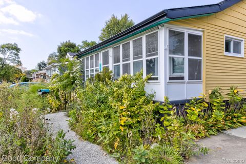 1526 Albany Street Ferndale City MI 48220