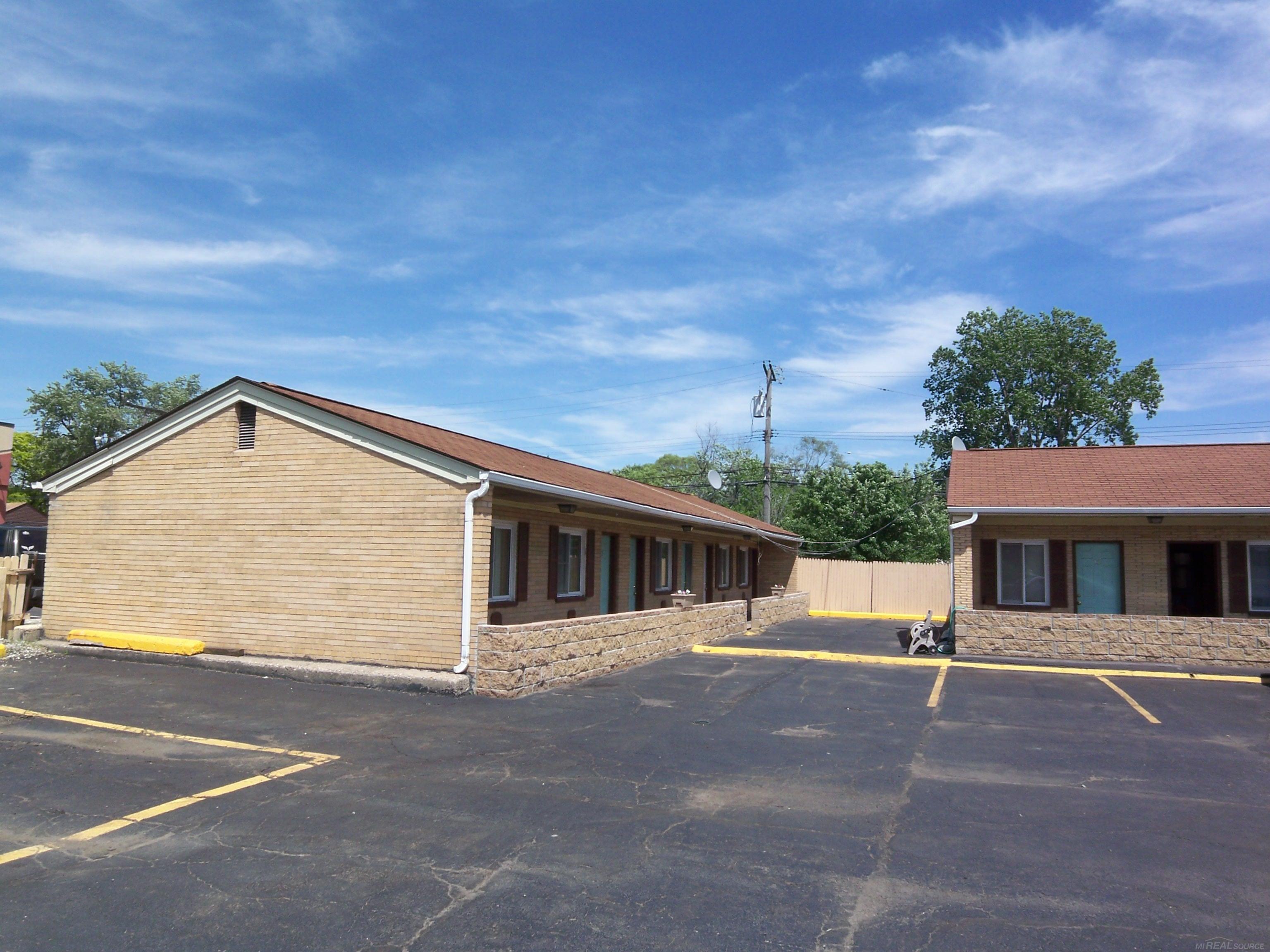 32490 VAN DYKE Avenue