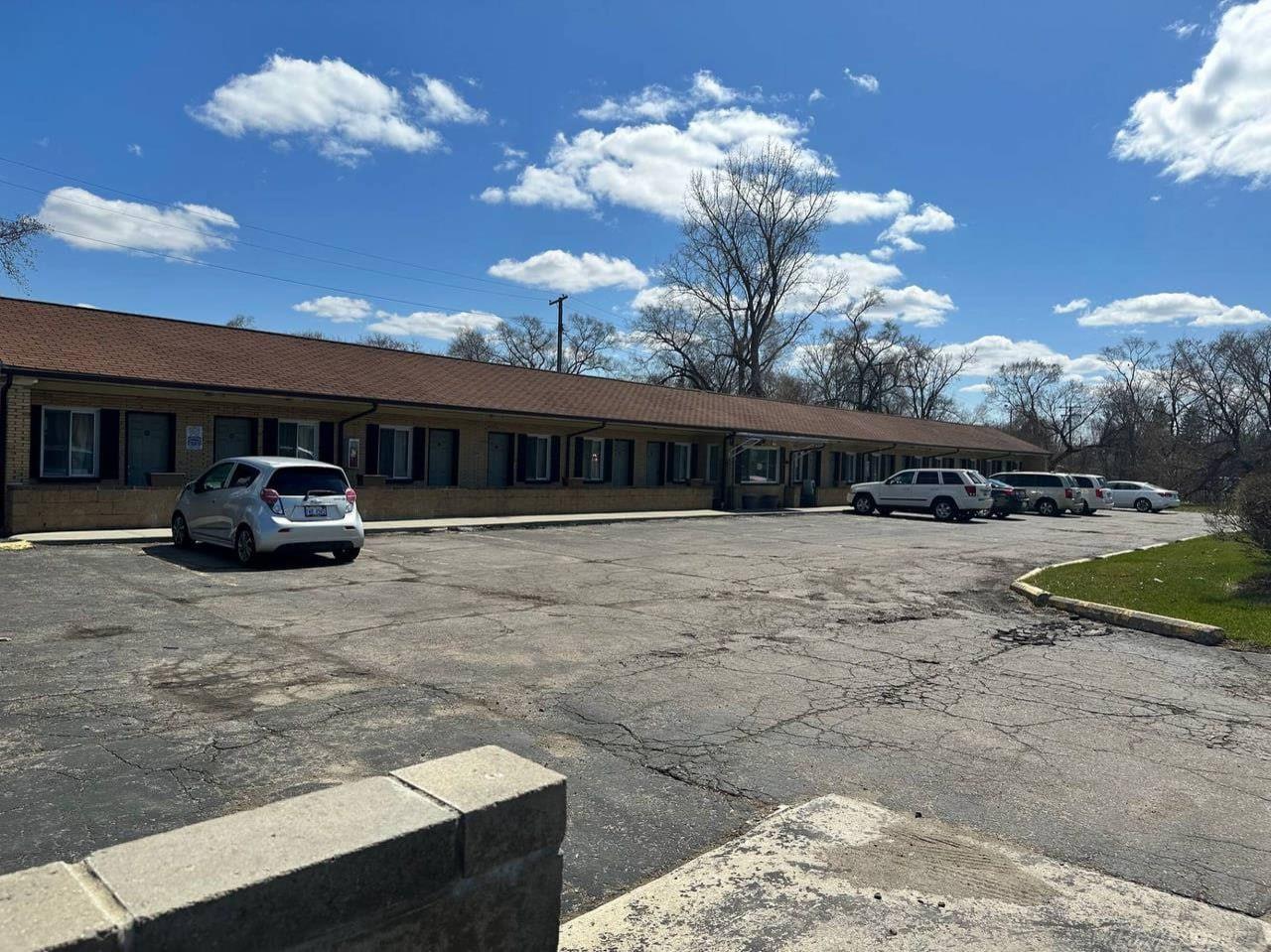 32490 VAN DYKE Avenue