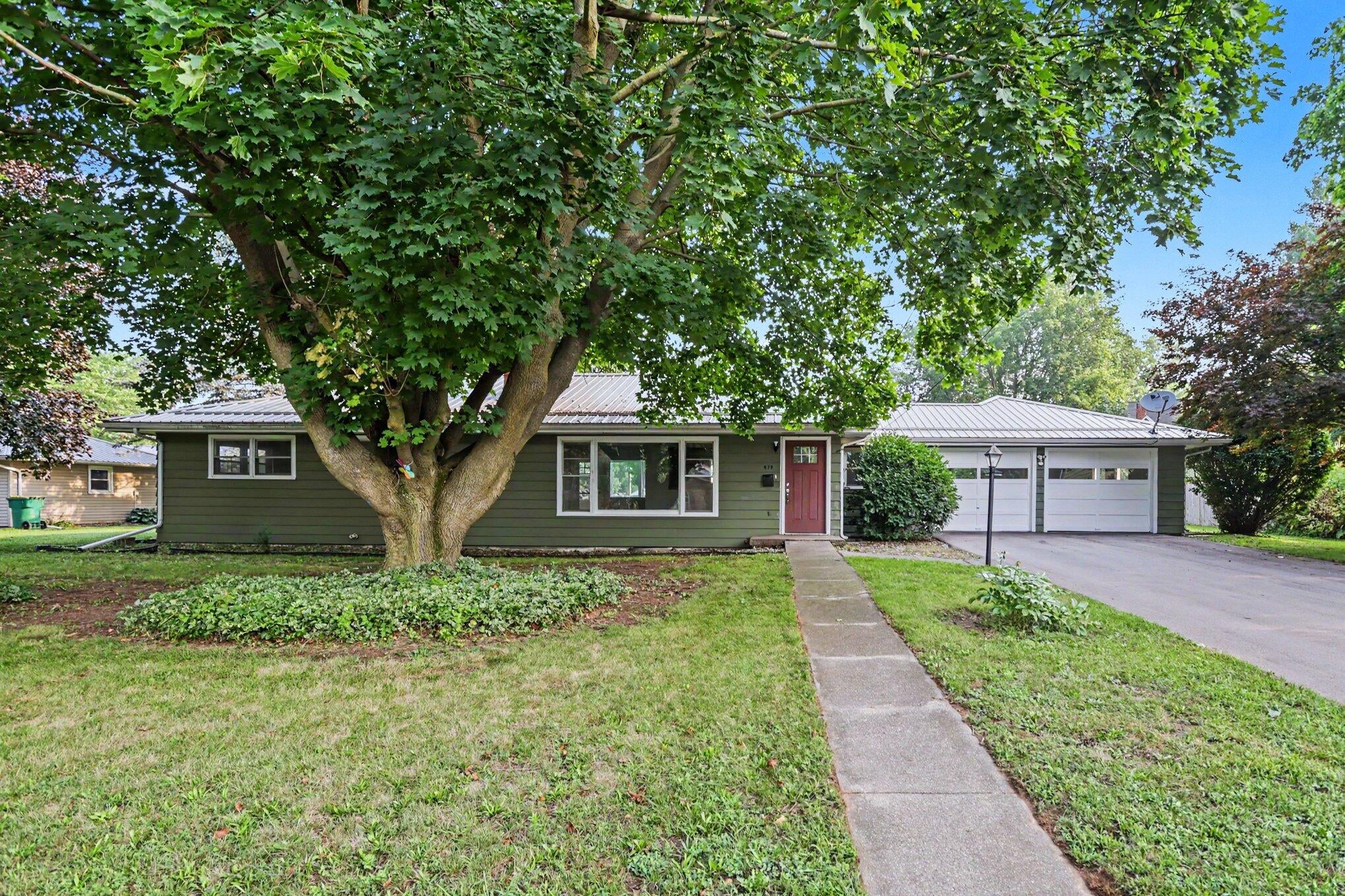 410 Lake Street