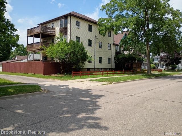 510 Pleasant Street 6