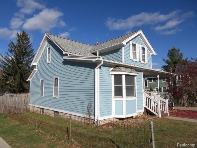 214 W Rockwell Street