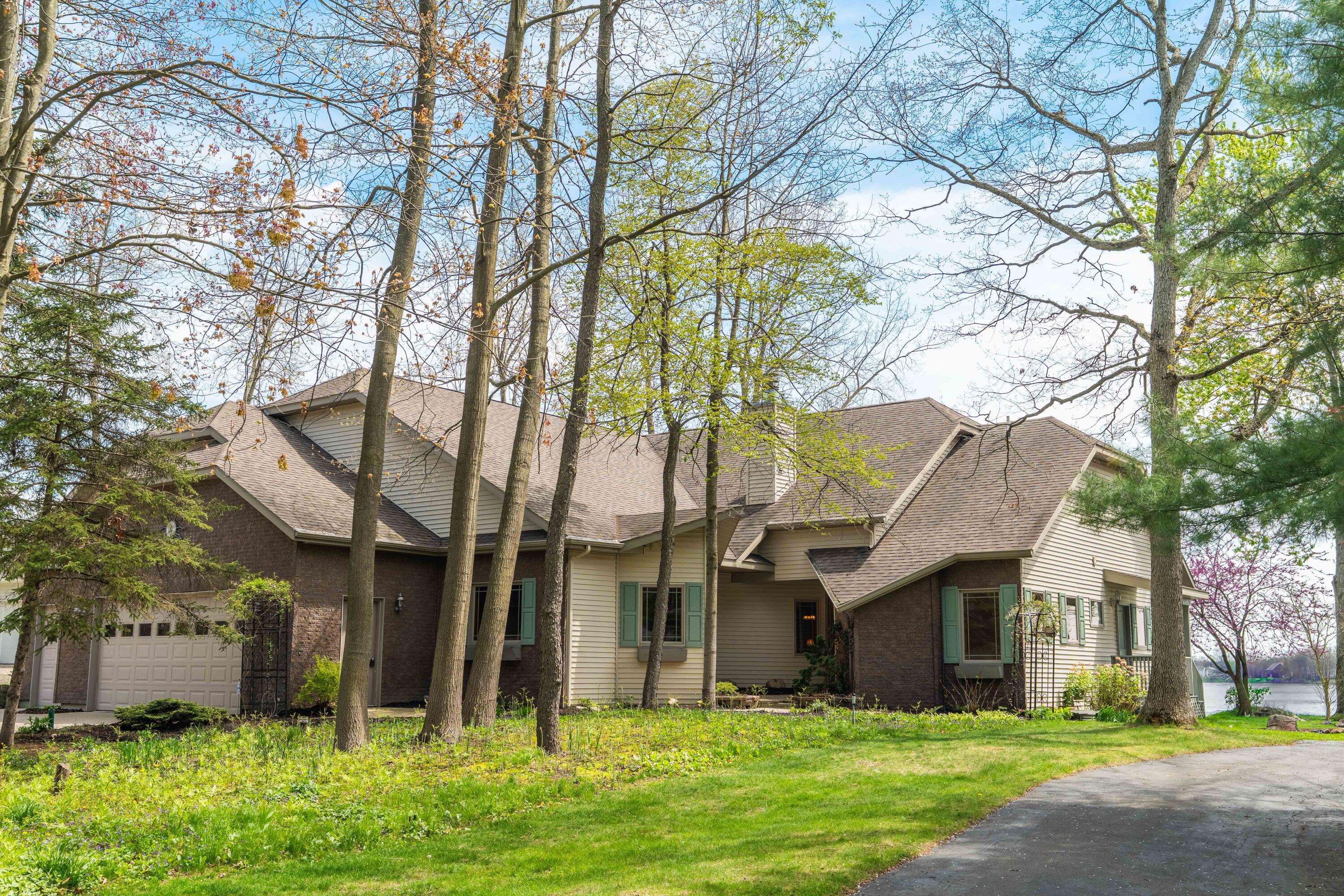 2565 W Bricker Road