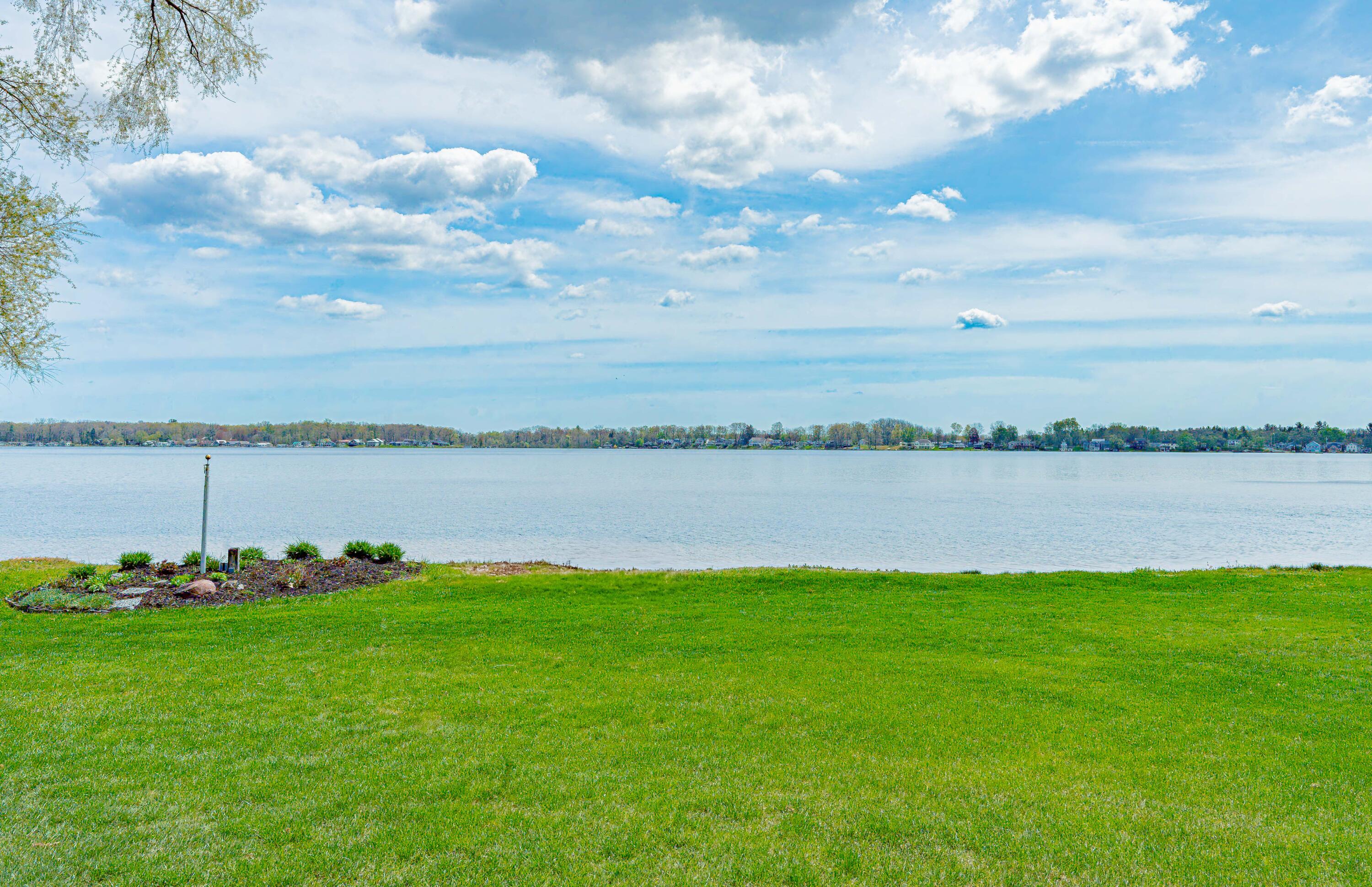 2565 W Bricker Road